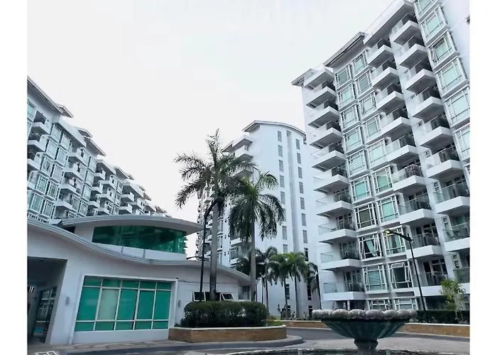 Walk To Casino & Mall I 9 Mins To Naia T3,t2,&t1
